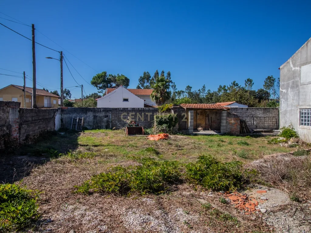Moradia para renovar com 605 m2 de terreno em Santana, Figueira da Foz. - Image 15