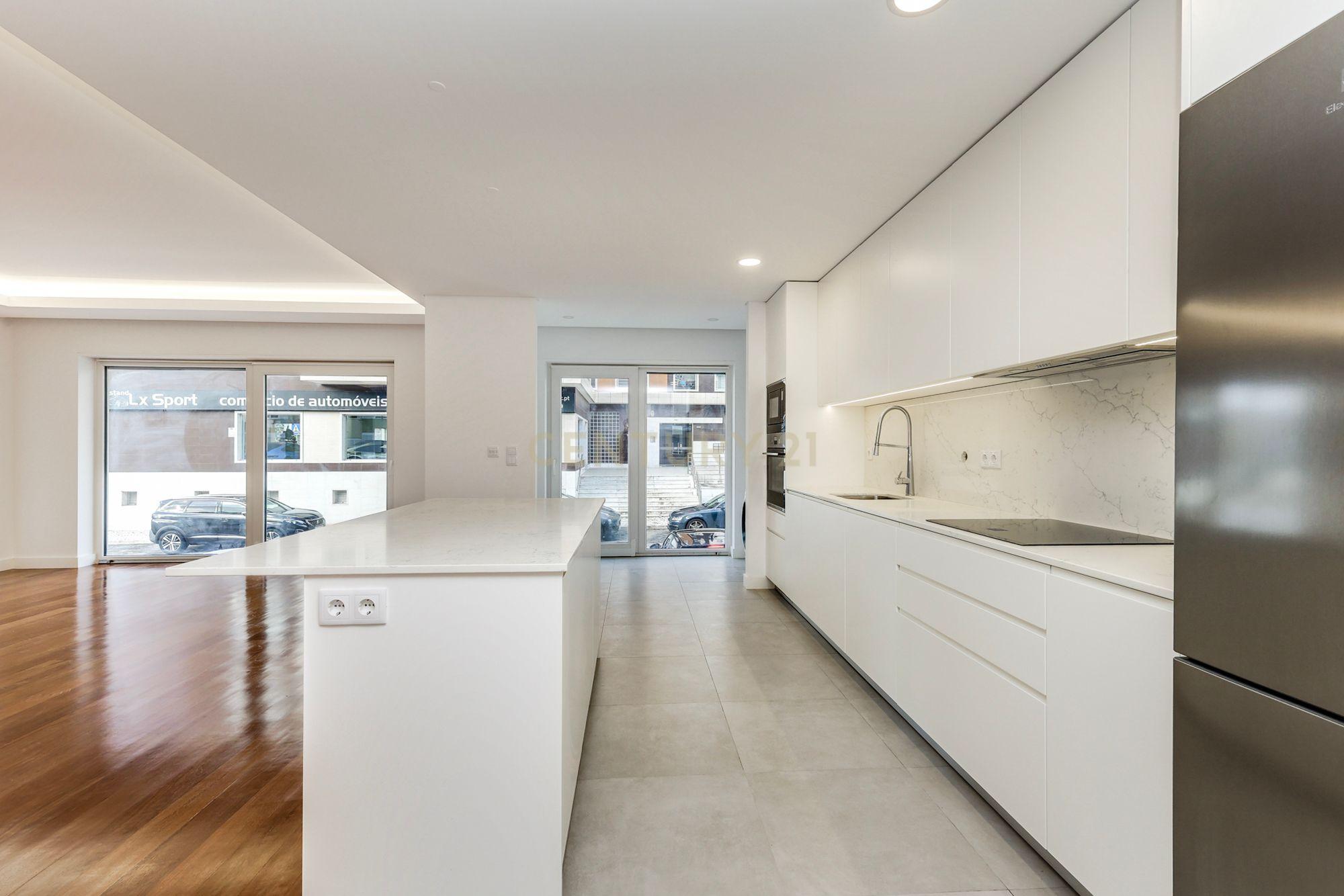 Apartamento T4 à venda em Santa Iria de Azoia, São João da Talha e Bobadela, Loures — foto 8