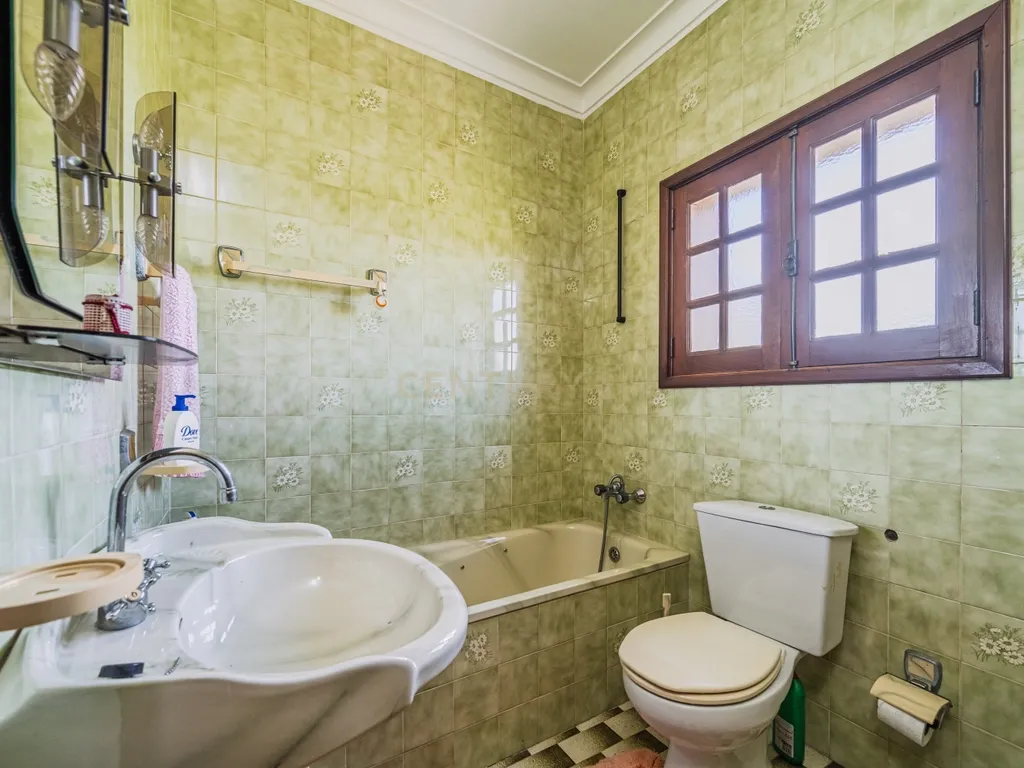 Descubra Esta Moradia T3 em Penafiel com Cave, Jardim e Acessos Excelentes - Image 21