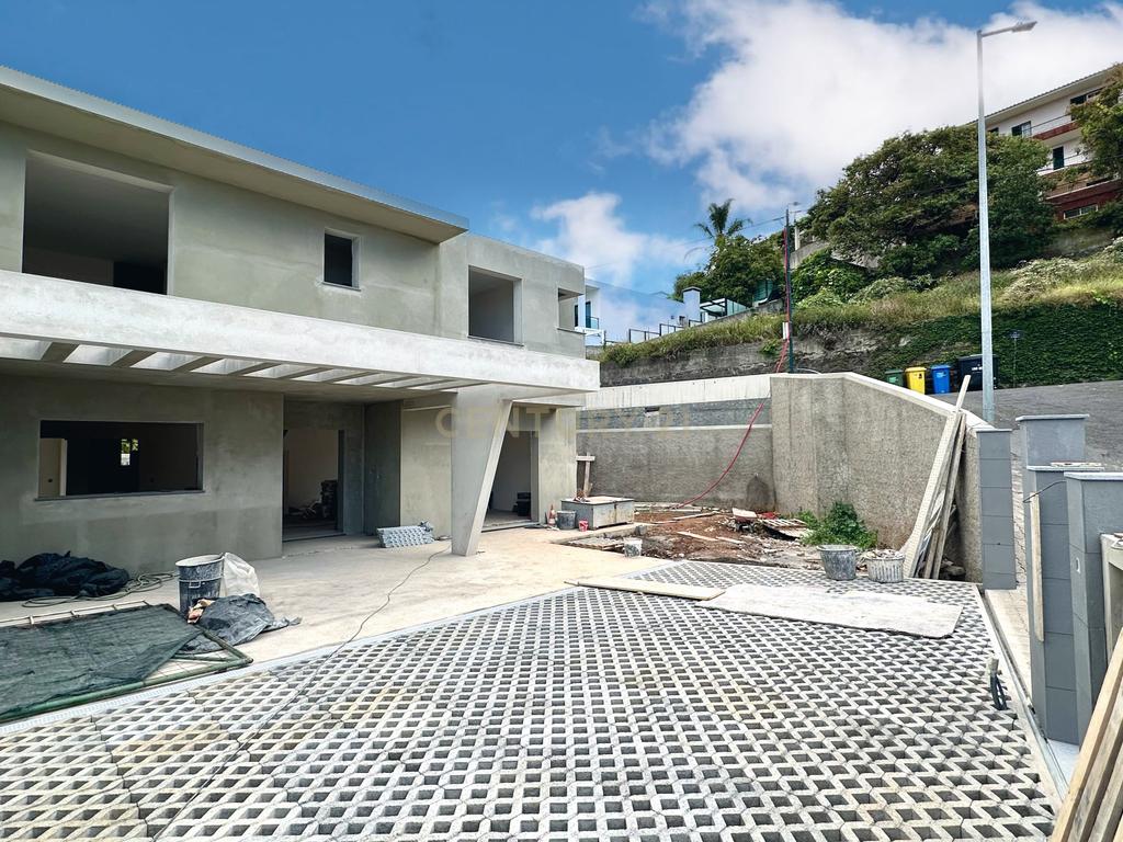 Moradia T3 - São Roque - NOVA - Image 47