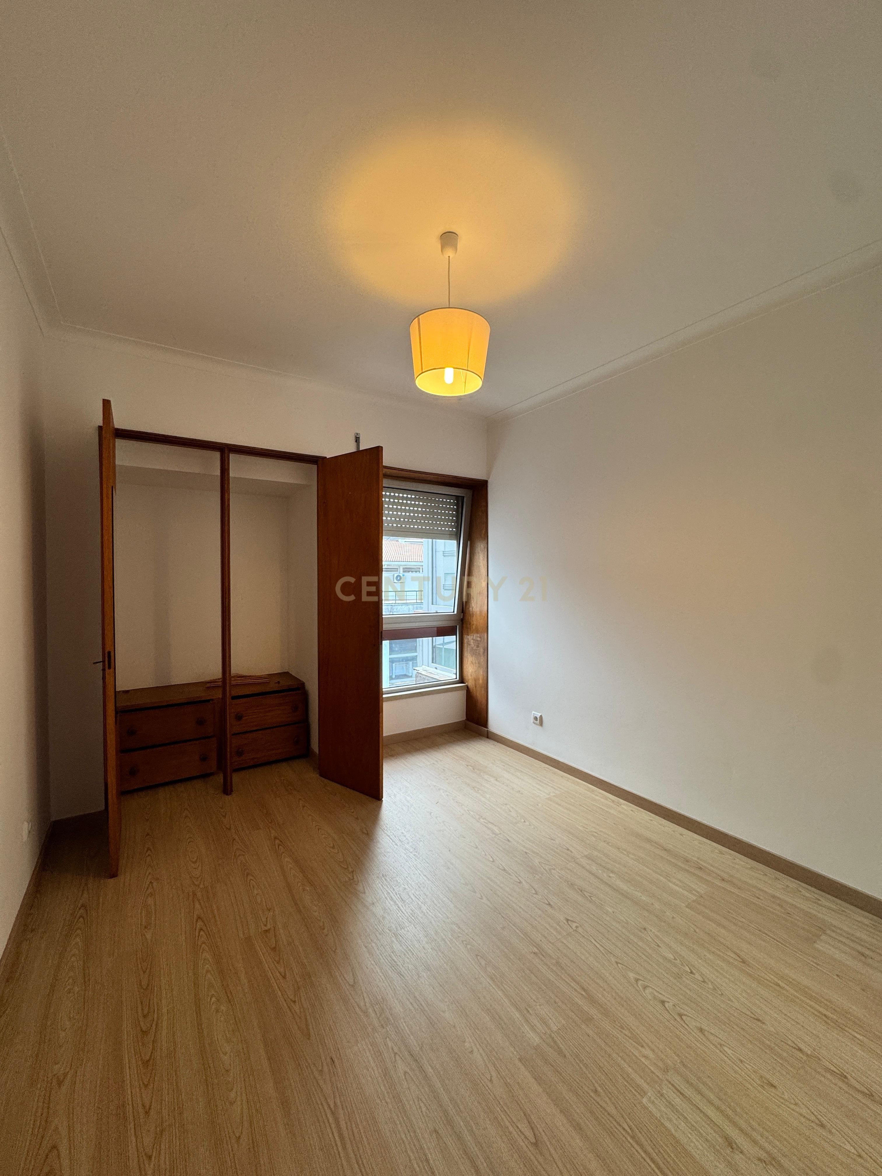Fotografia 5 de Apartamento de 4 assoalhadas no centro de Lamego (Viseu)