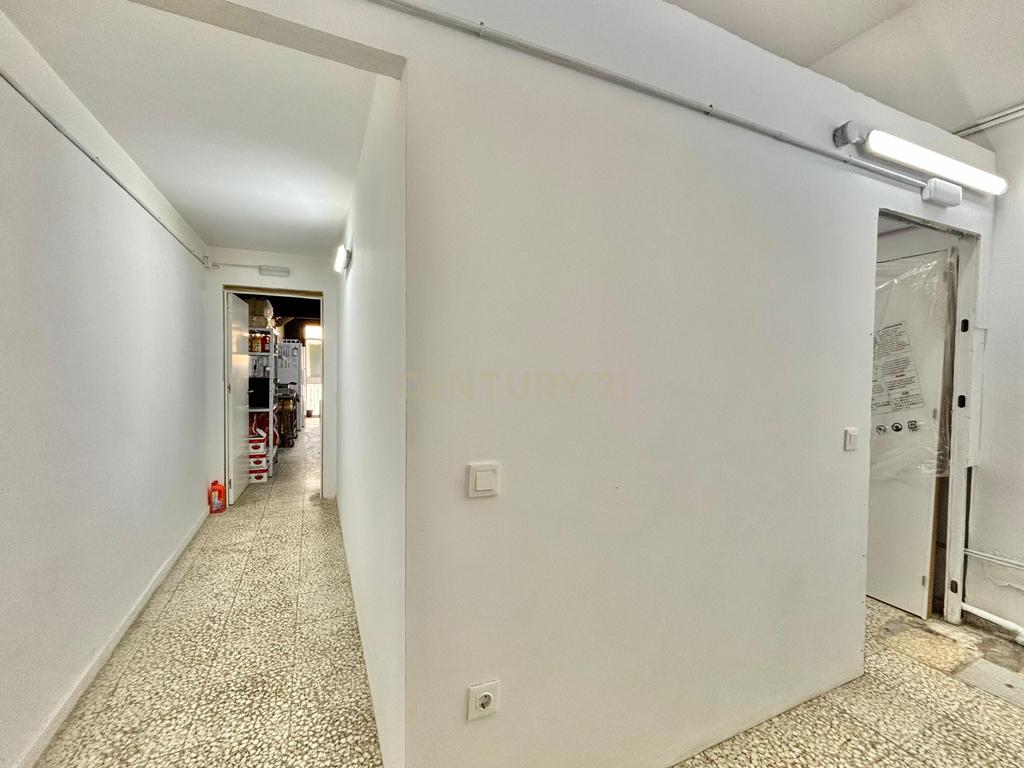  - Image 31