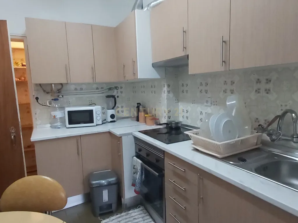 🌞 Apartamento T4 Luminoso com Excelentes Áreas e Garagem– Zona Premium de Beja - Image 5