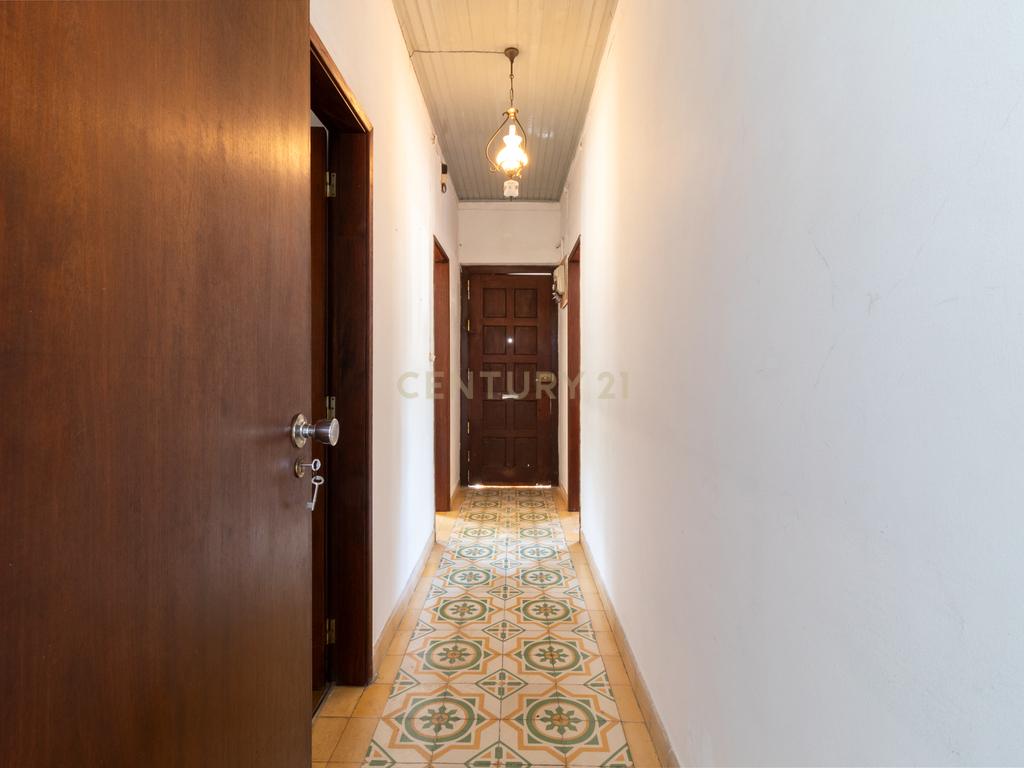 Moradia T3 com Jardim e Garagem em Santarém, Abrantes - Image 38