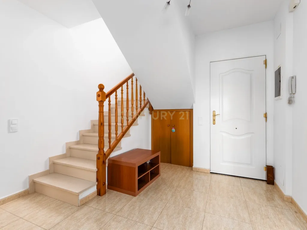 Una casa a quatre vents per viure-la. Una llar per enamorar-se. - Image 11