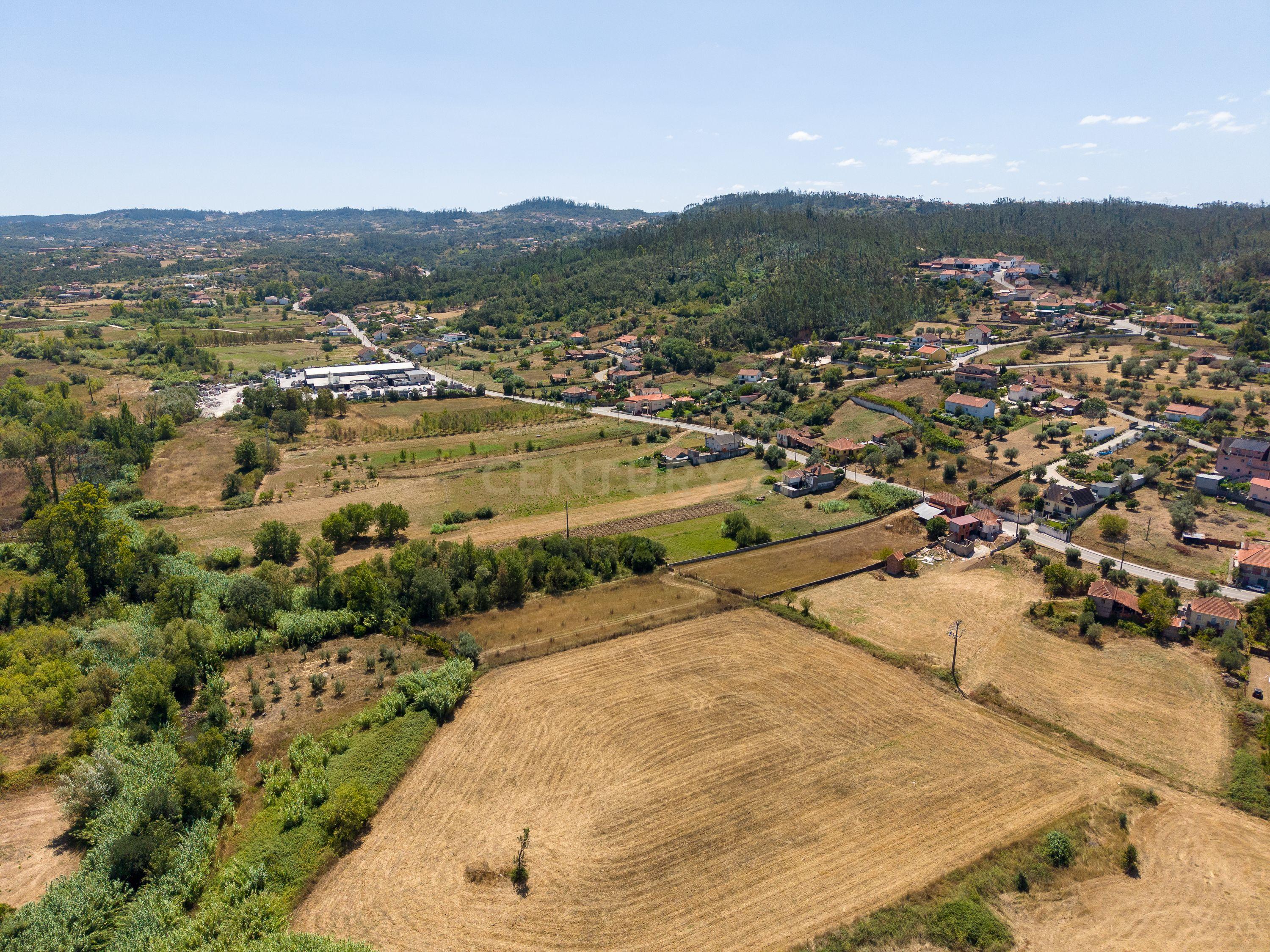 Fotografia 10 de Casa Antiga || Quintinha com 7000 m2 || Vermoil, Pombal