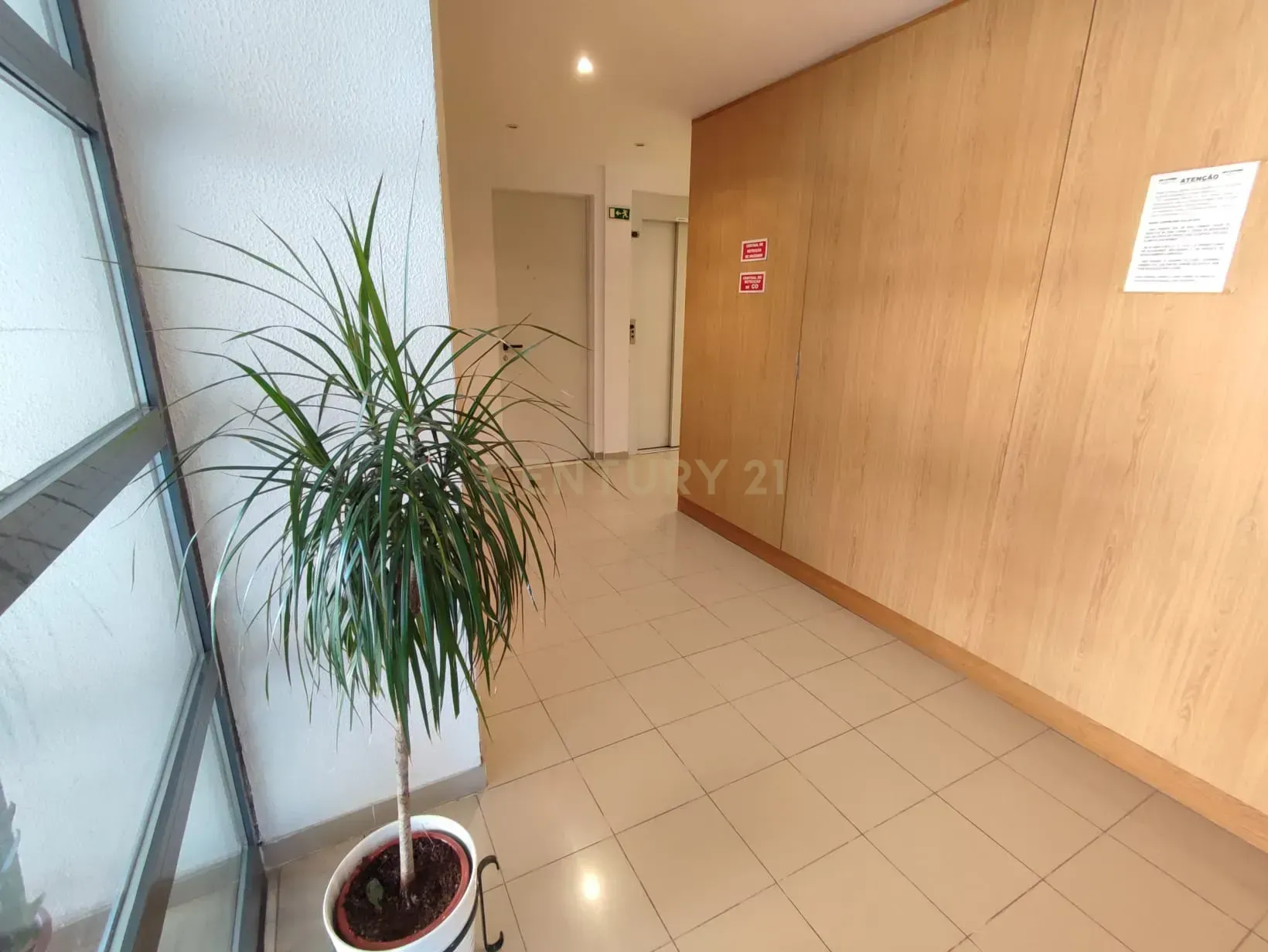 Excelente Apartamento T3 c/ Parqueamento | Alfragide - Image 12