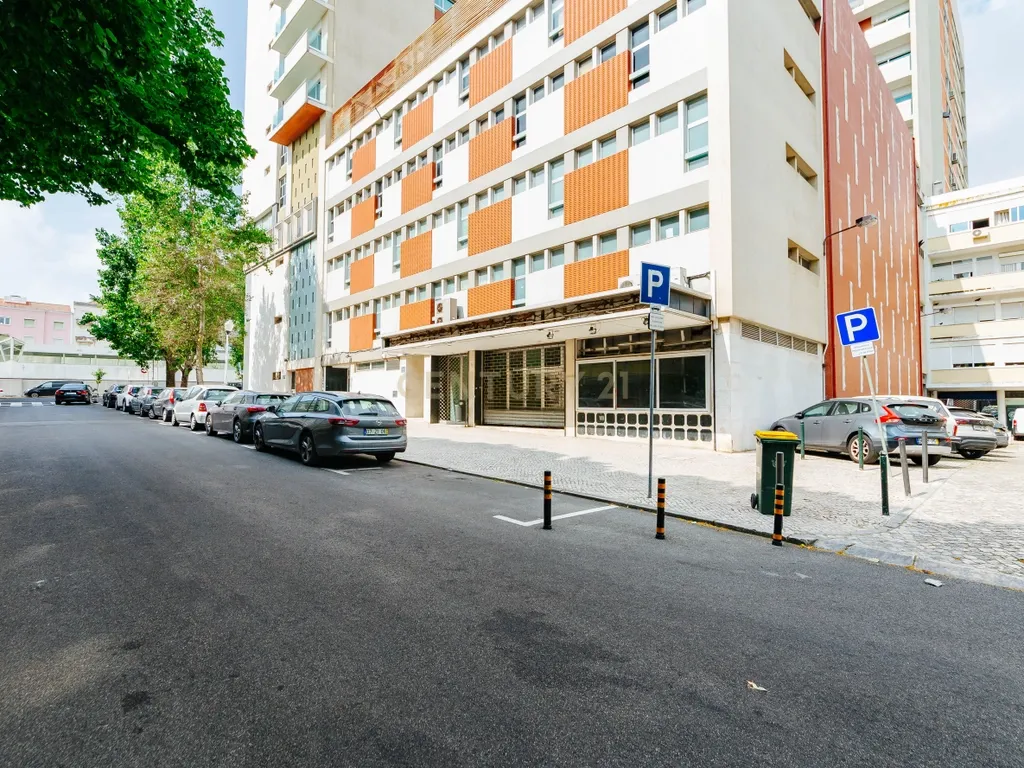 Loja em Localização de Excelência – Alvalade, Lisboa - Image 2