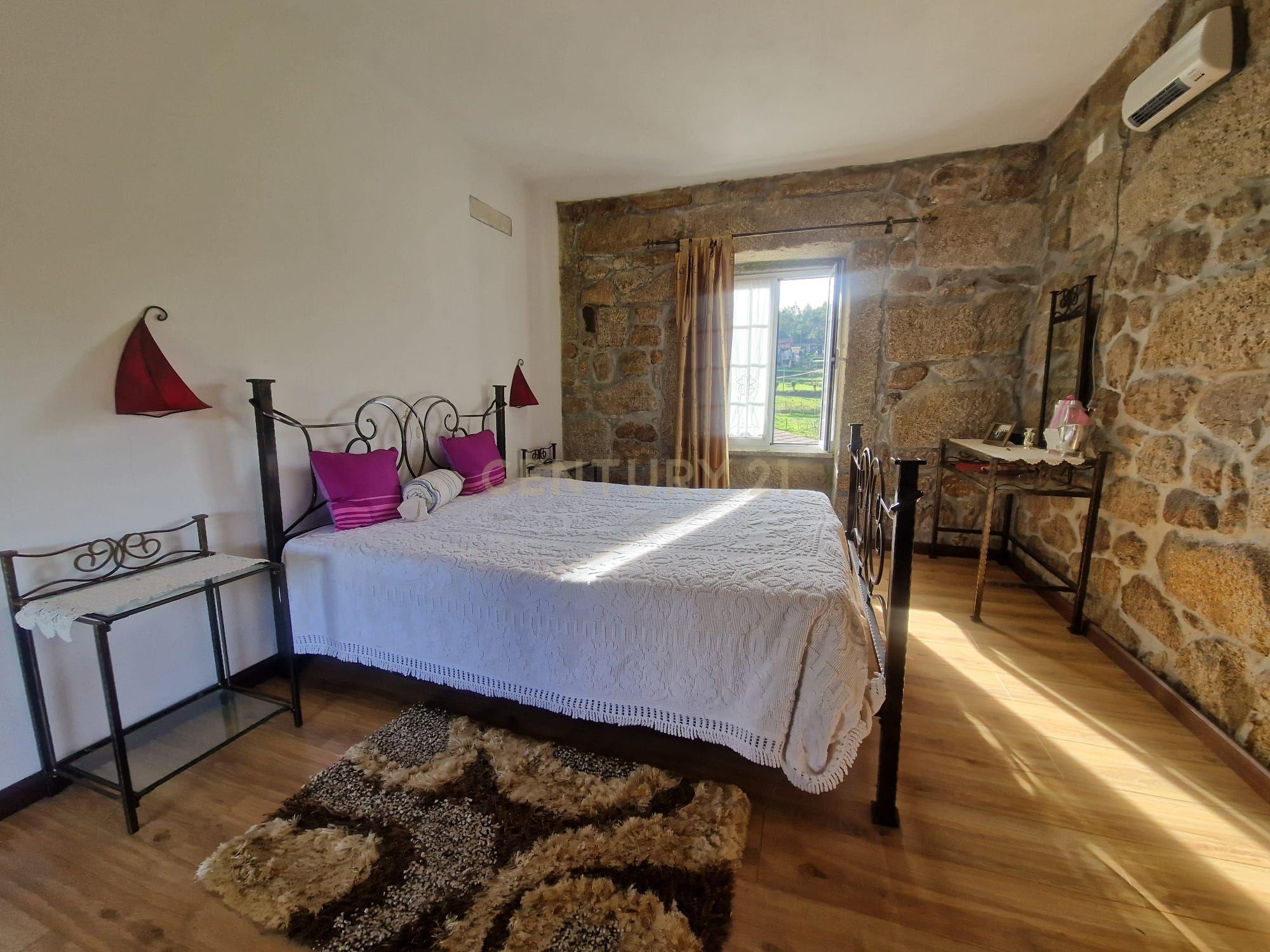 Casa De Pedra Na Serra Do Caramulo, Tondela - Image 14