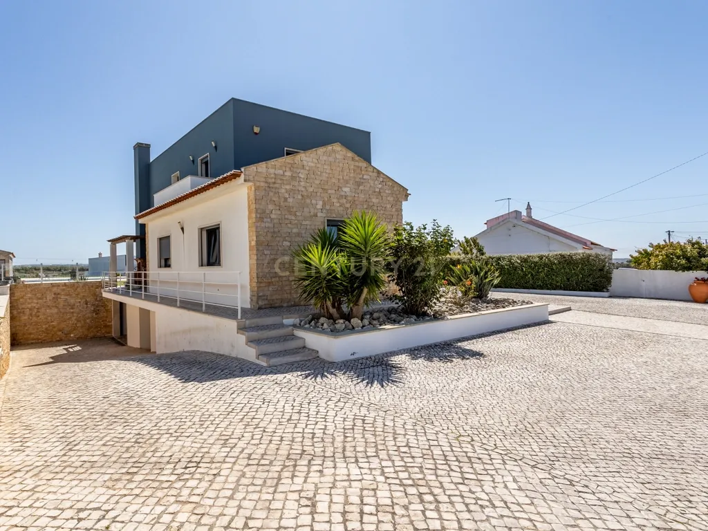 Moradia T4, em Sintra/Assafora, piscina e terreno de 3.720m2 - Image 7