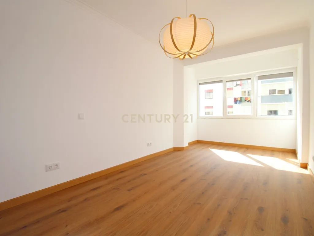 T2 na Amora, Remodelado - Image 19