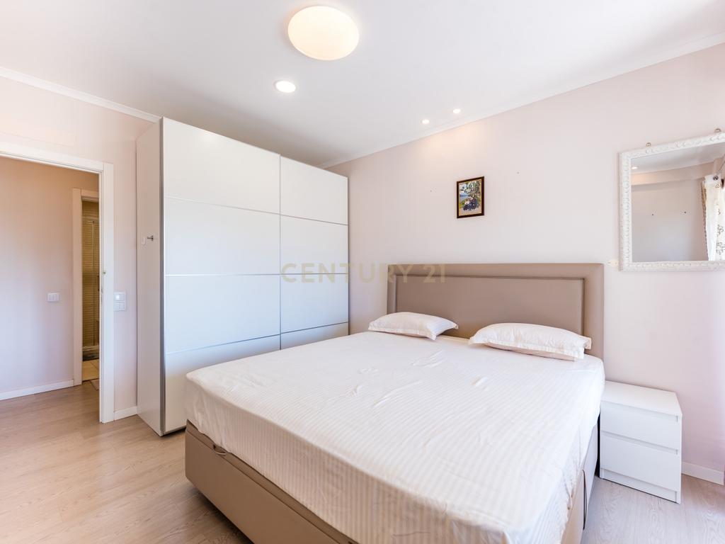  T4 no Lumiar – 143 m² com luz, espaço e equilíbrio - Image 19