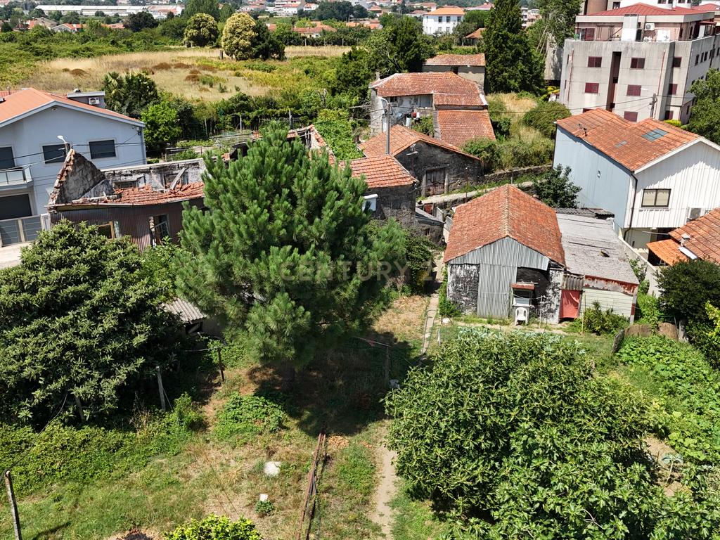 TERRENO PARA CONSTRUÇÃO EM FÂNZERES | METRO | 1714M2 - Image 25
