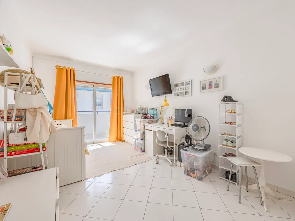 Apartamento T3 em São Gonçalo de Lagos, Faro - Image 15