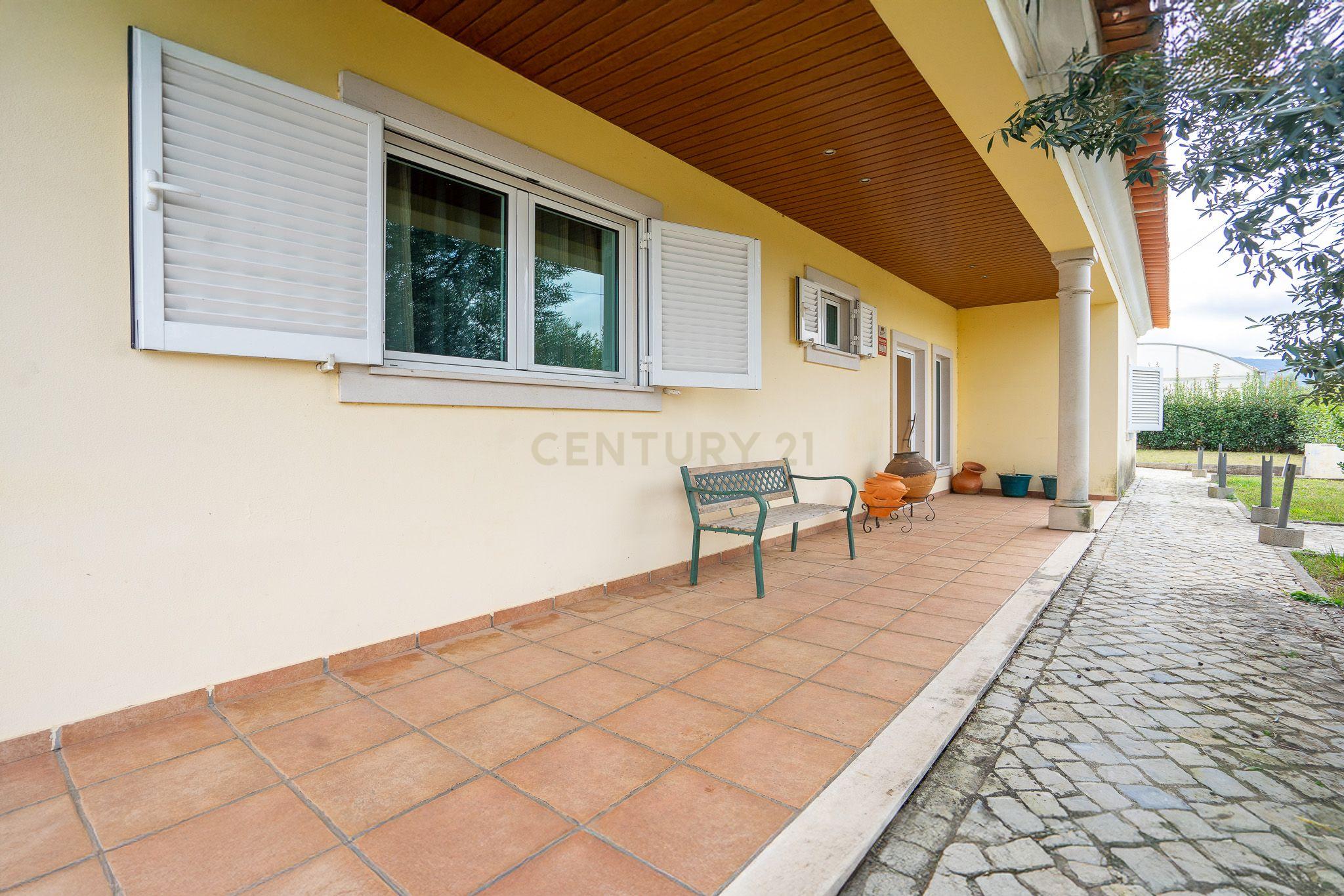 Moradia T4 - Lousã - Image 48