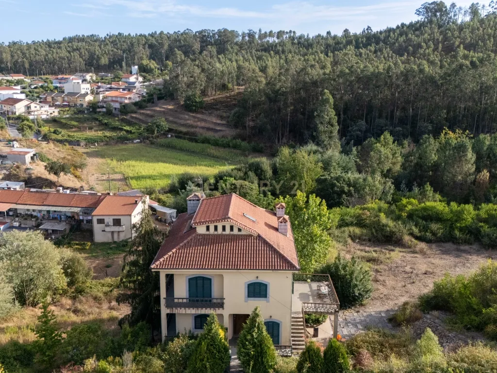 Moradia T4 com terreno total de 9.000 m² | Sobrado, Valongo - Image 23