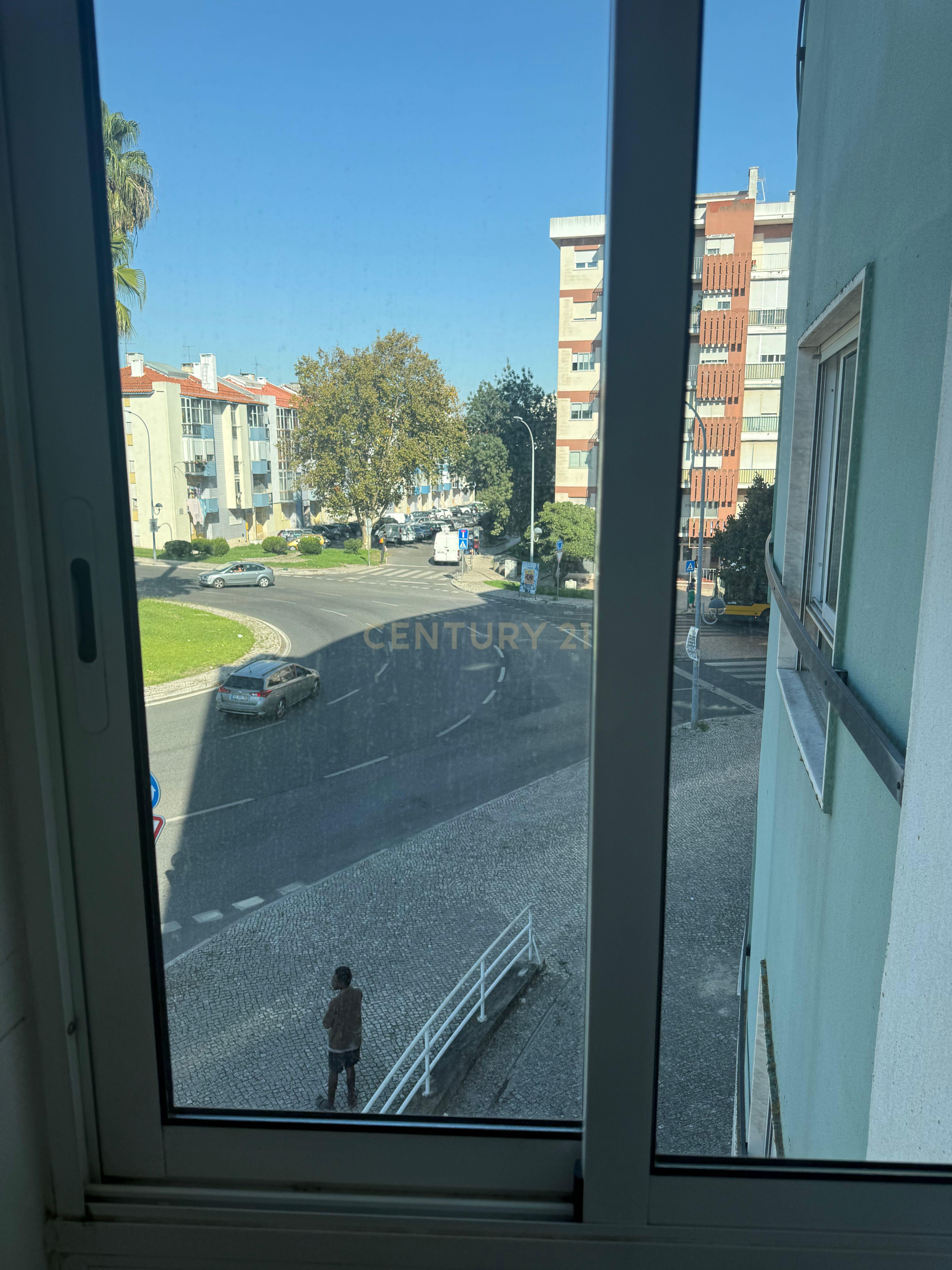 Apartamento T2 à venda em Águas Livres, Amadora — foto 12