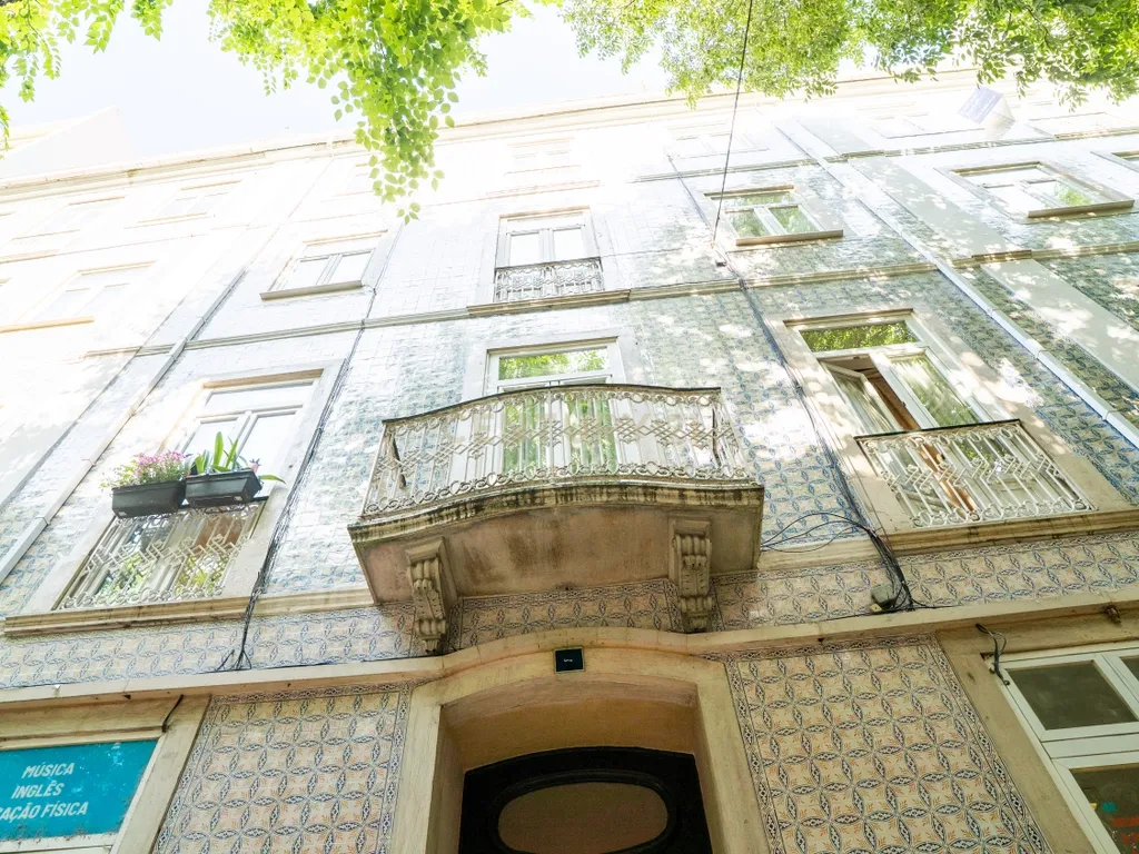 Apartamento T5 em Arroios: mais espaço, mais conforto e mais Família! - Image 3