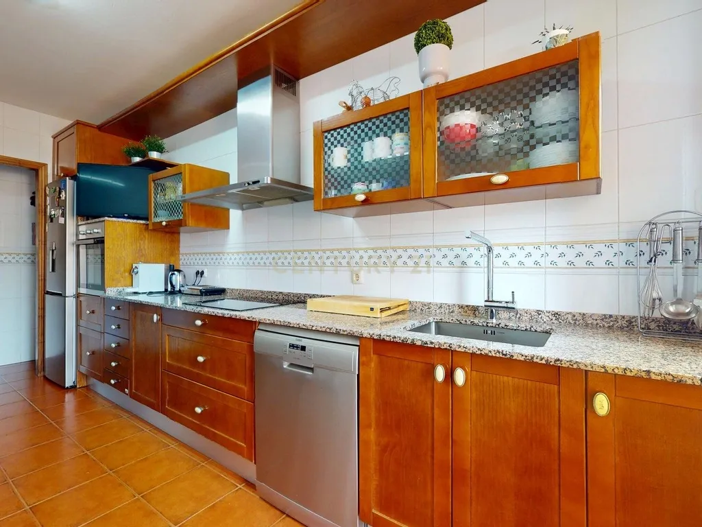 Espetacular Apartamento em Villalbilla, Madrid - 333m² - Image 21