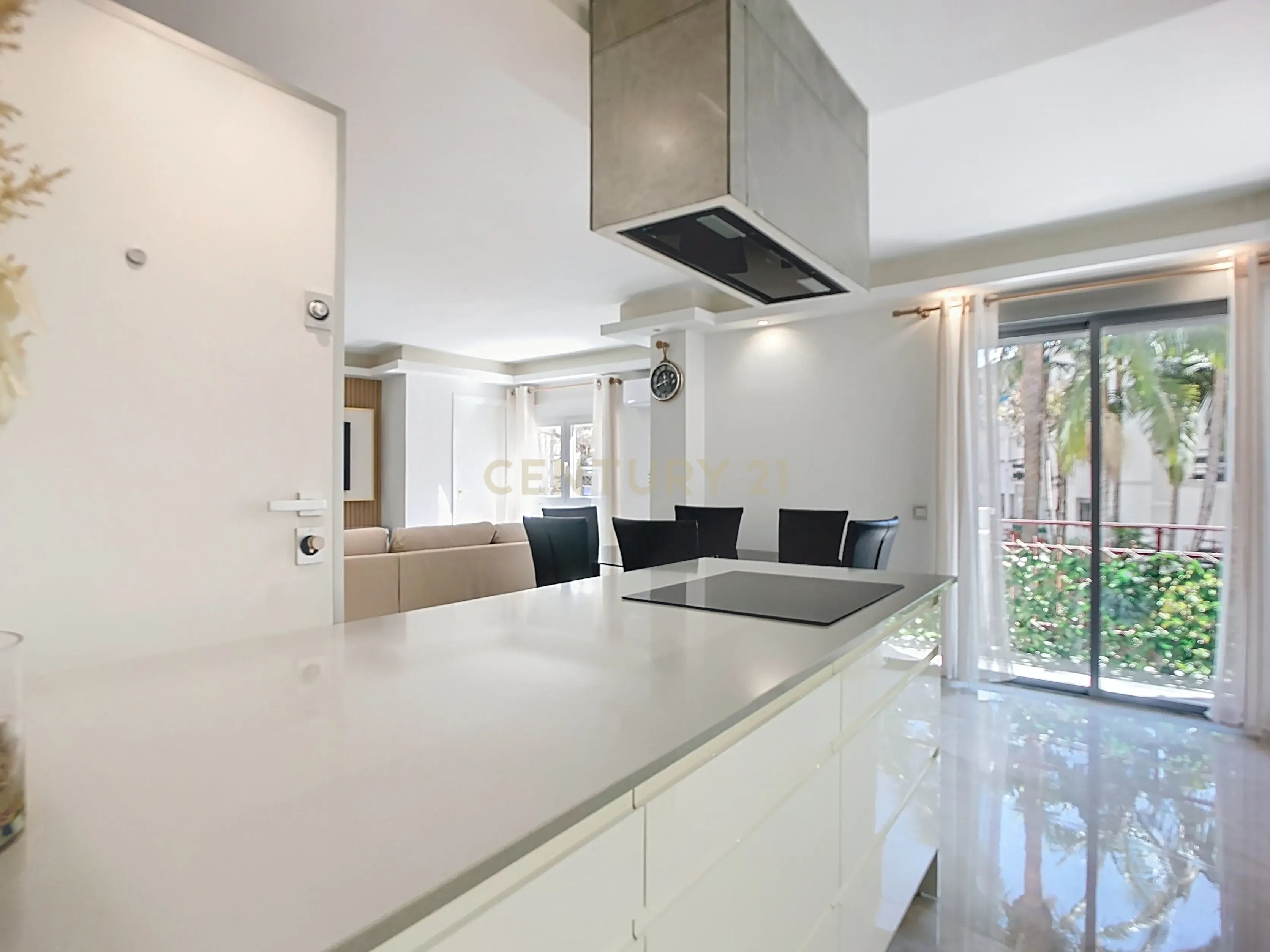 VENDA APARTAMENTO EM ESTEPONA CENTRO - Image 2