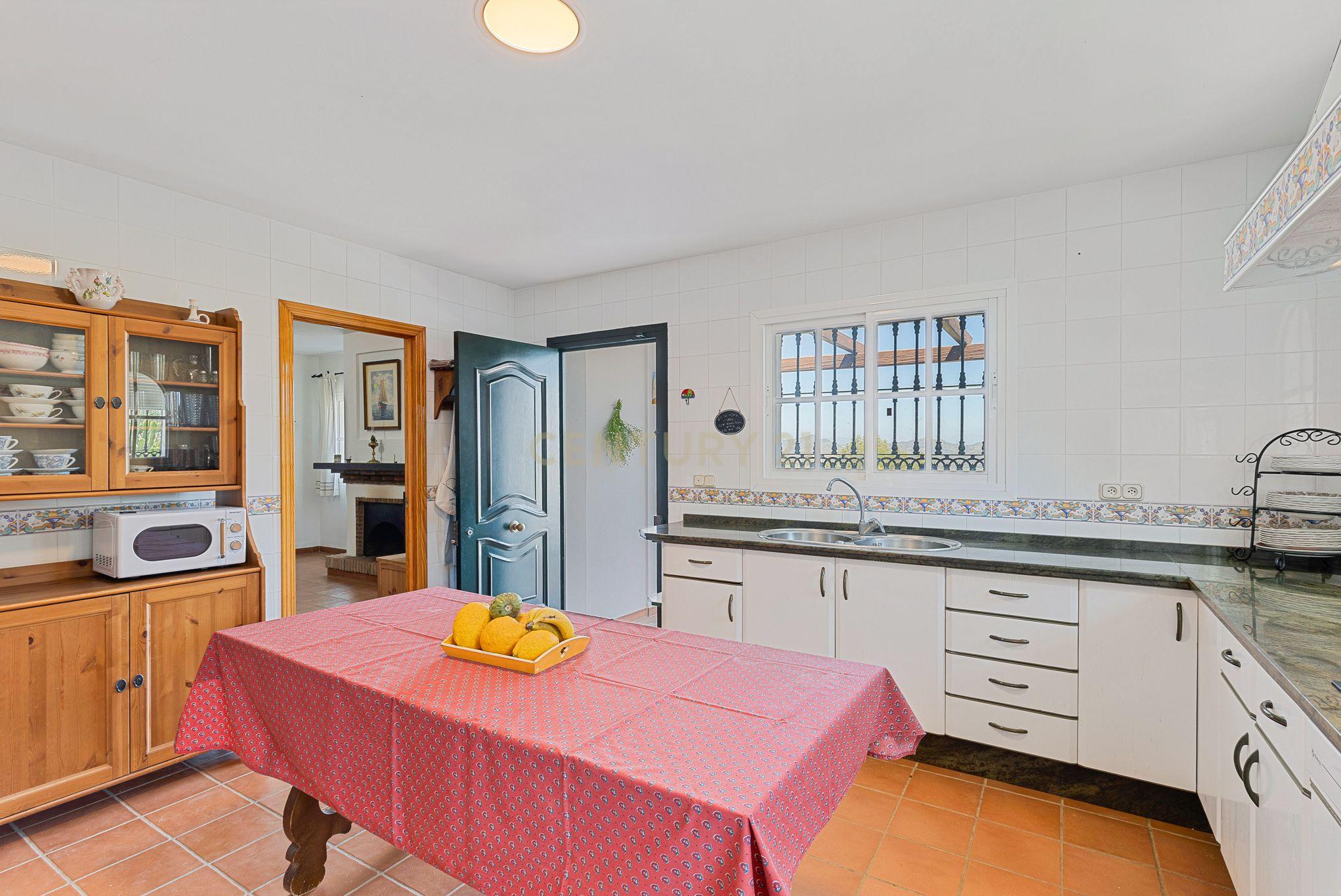 Casa espetacular em Pinos de Alhaurín com piscina e vistas panorâmicas! - Image 10