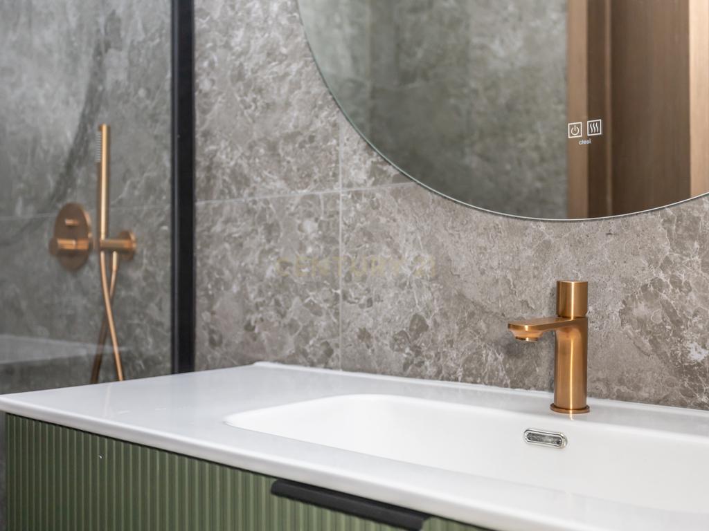 Mais que uma casa é um refugio de conforto e elegância ! - Image 38