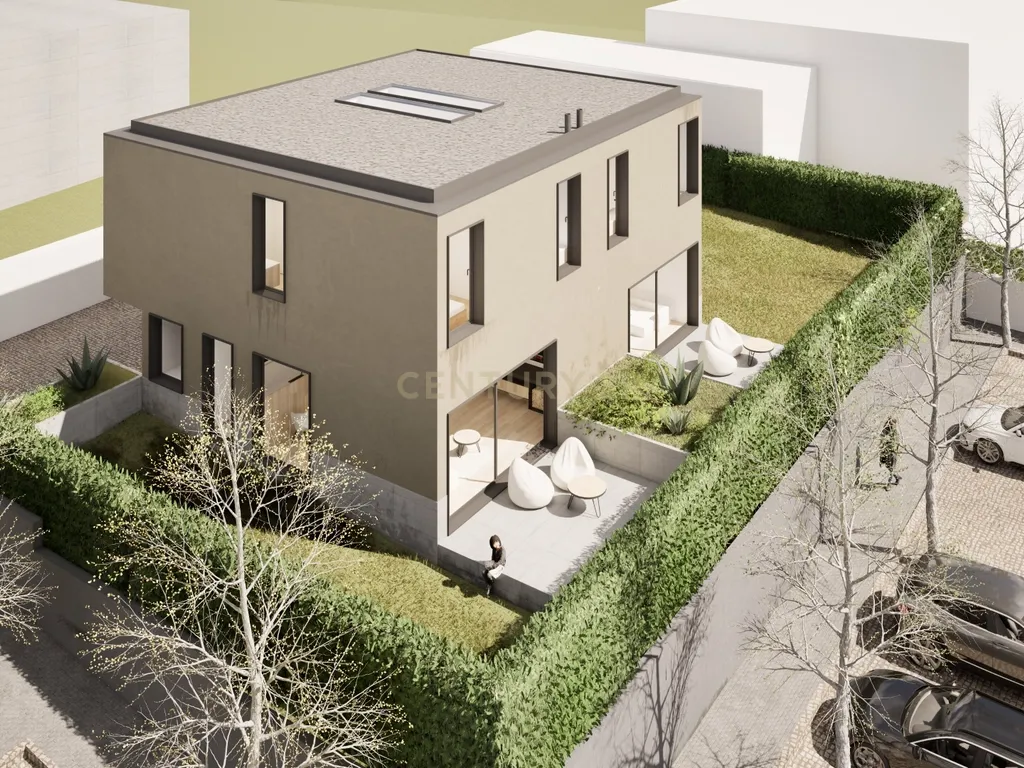 Moradia T3 Contemporânea em Construção – Urrô, Penafiel - Image 1