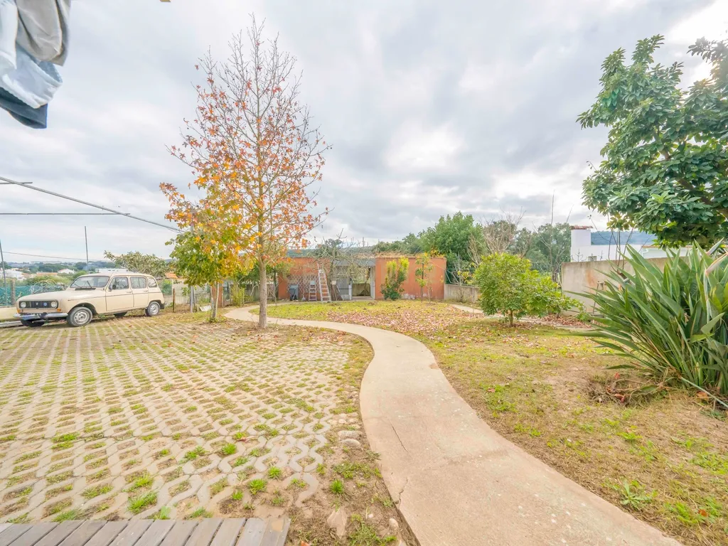Moradia T5 Isolada, com Dois Pisos, Elevador e Terraço, com 800m2 de Terreno , na Quinta do Anjo, Palmela - Image 44