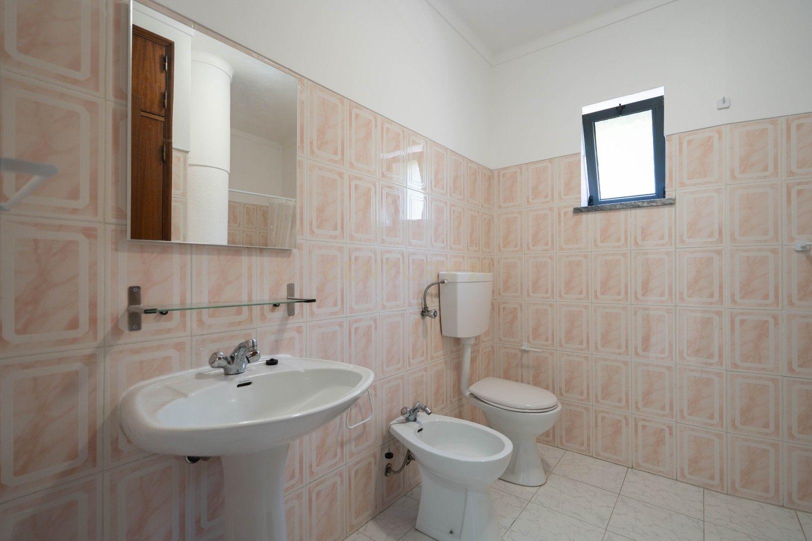 Fotografia 10 de Apartamento T0, em Santa Clara, Coimbra - Oportunidade Única!