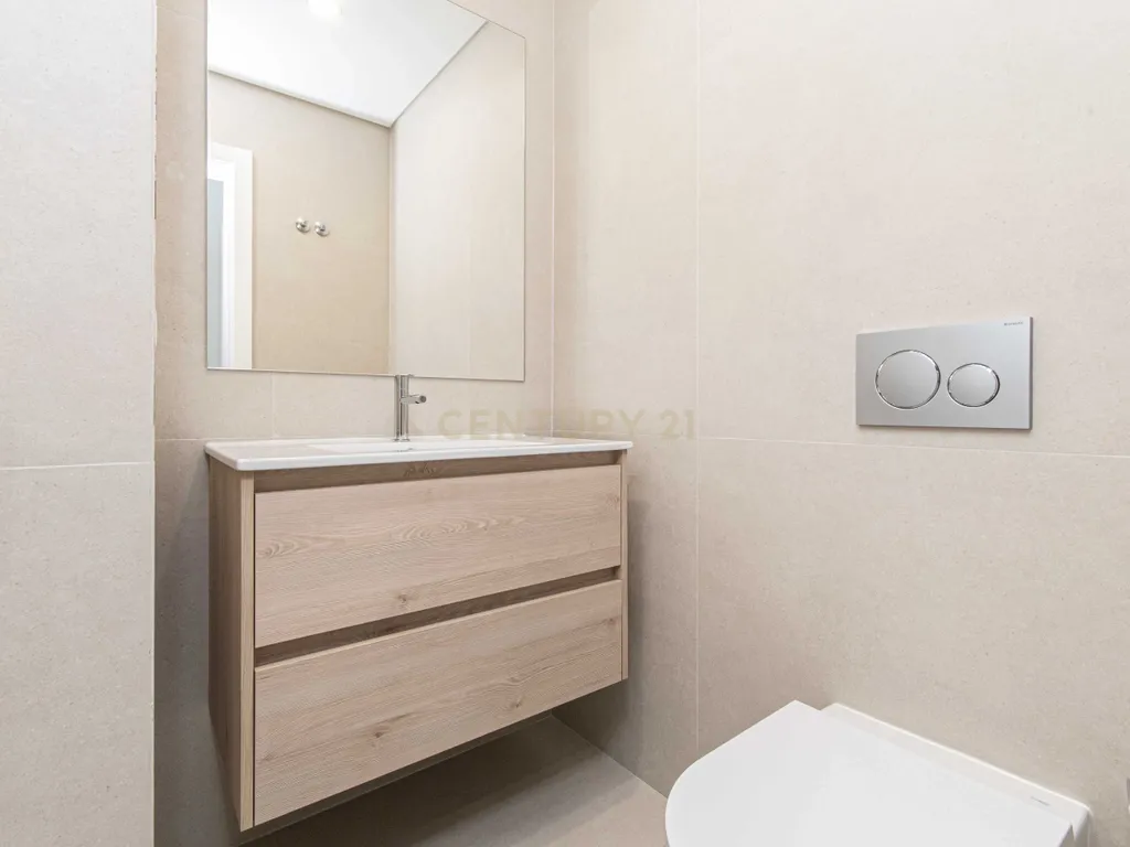 Moradia T4 Premium independente com Piscina (Nova Construção) / Barcarena - Image 36