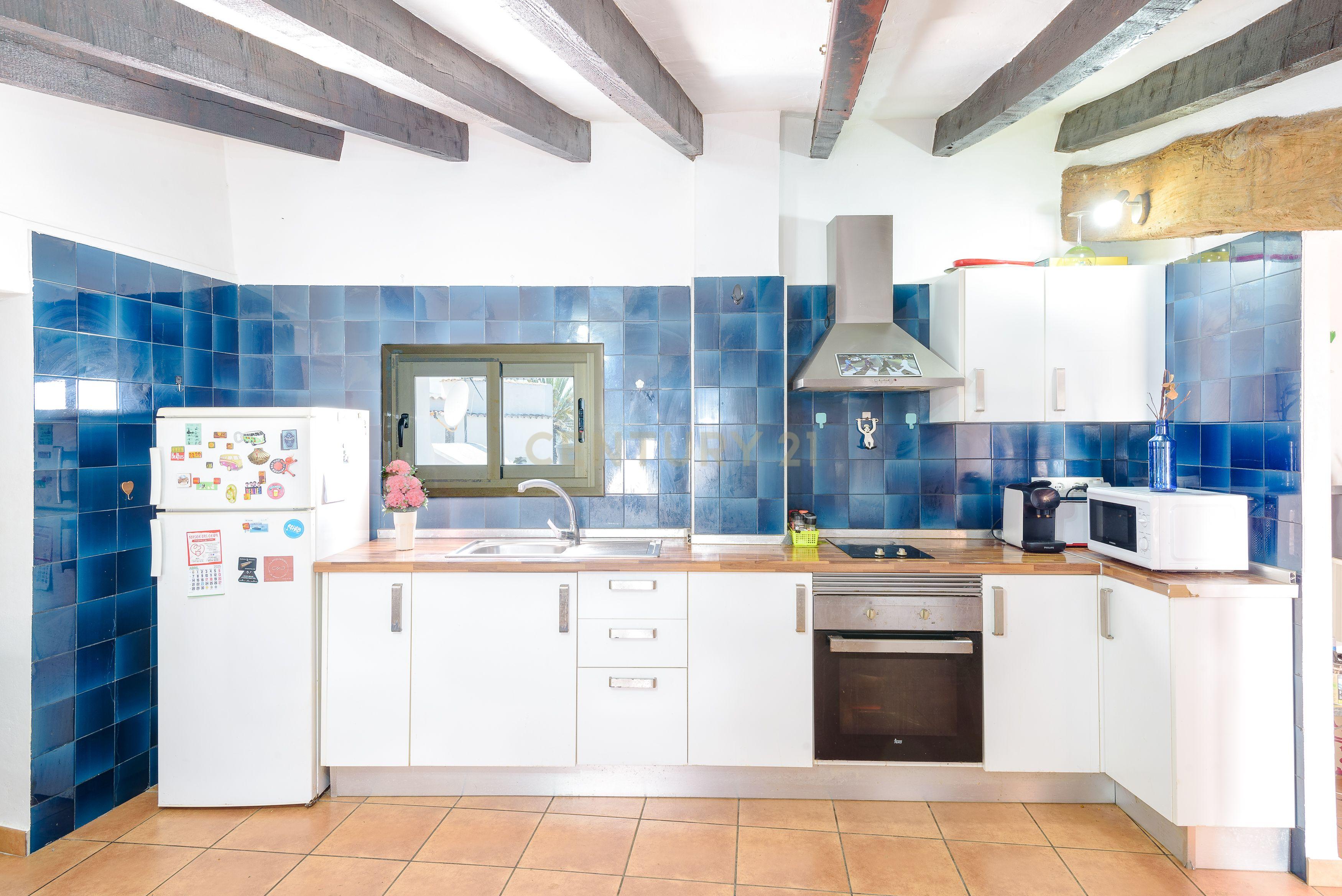 À venda: Casa histórica com grande potencial em Dalt Vila – Ibiza - Image 17