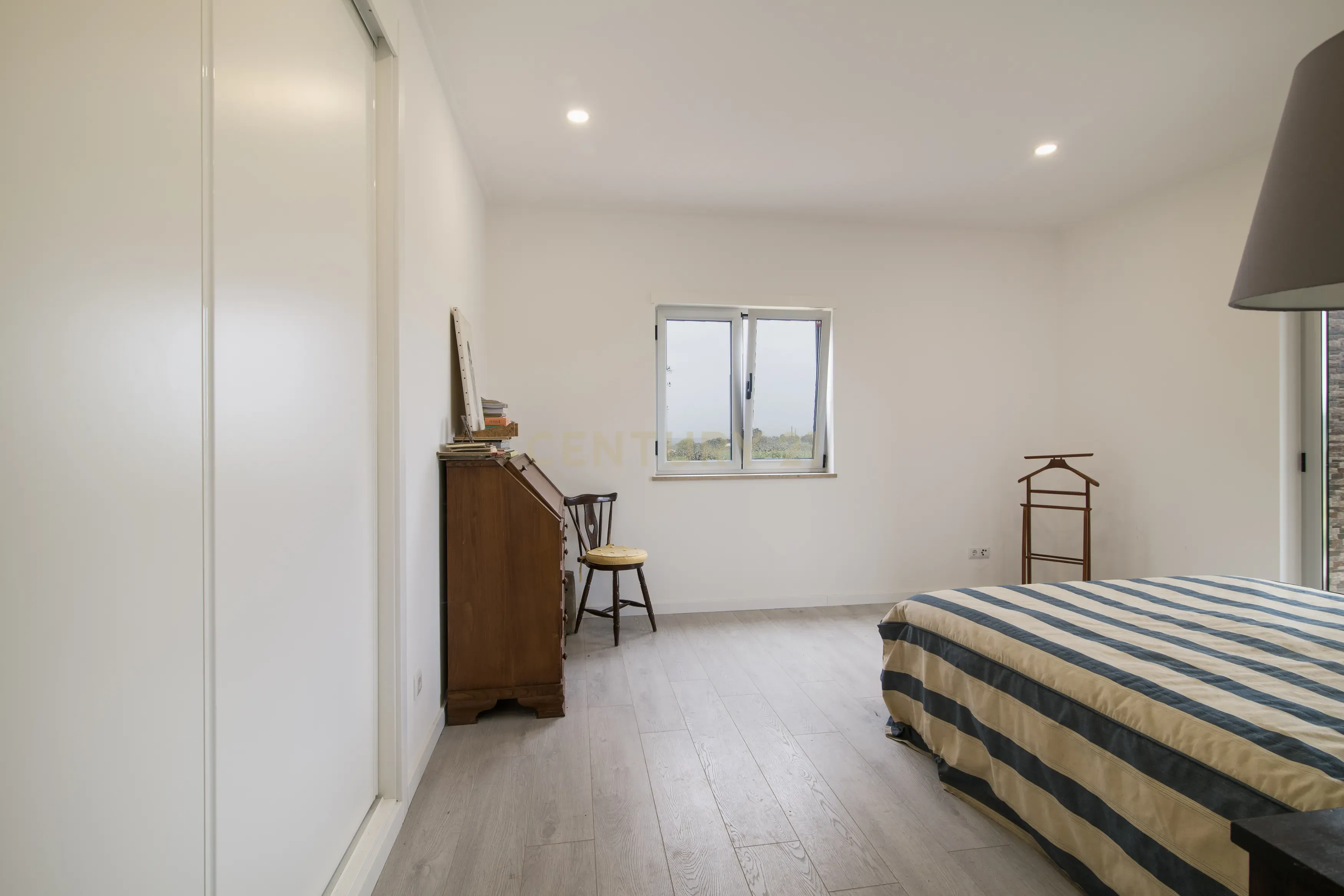 Magnífica Quinta com Moradia Moderna, Piscina e 1 Hectare de Terreno - Image 17