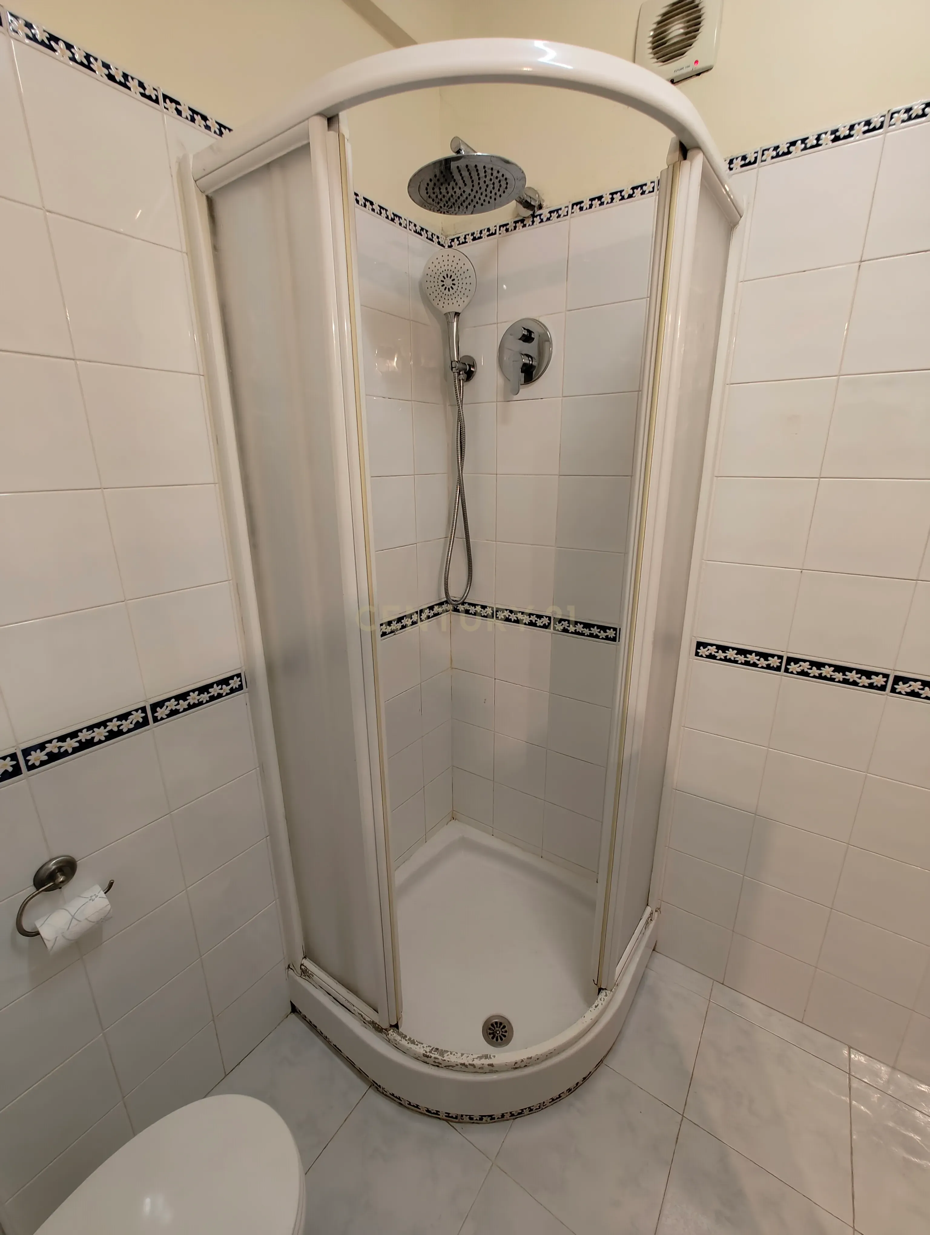 Apartamento duplex T3 + 2 em Queluz - Image 37