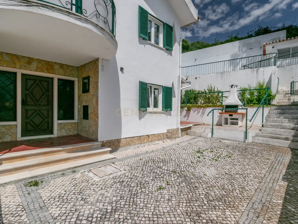 Moradia tradicional com 6 quartos, vista mar e piscina – Jardins da Parede - Image 79