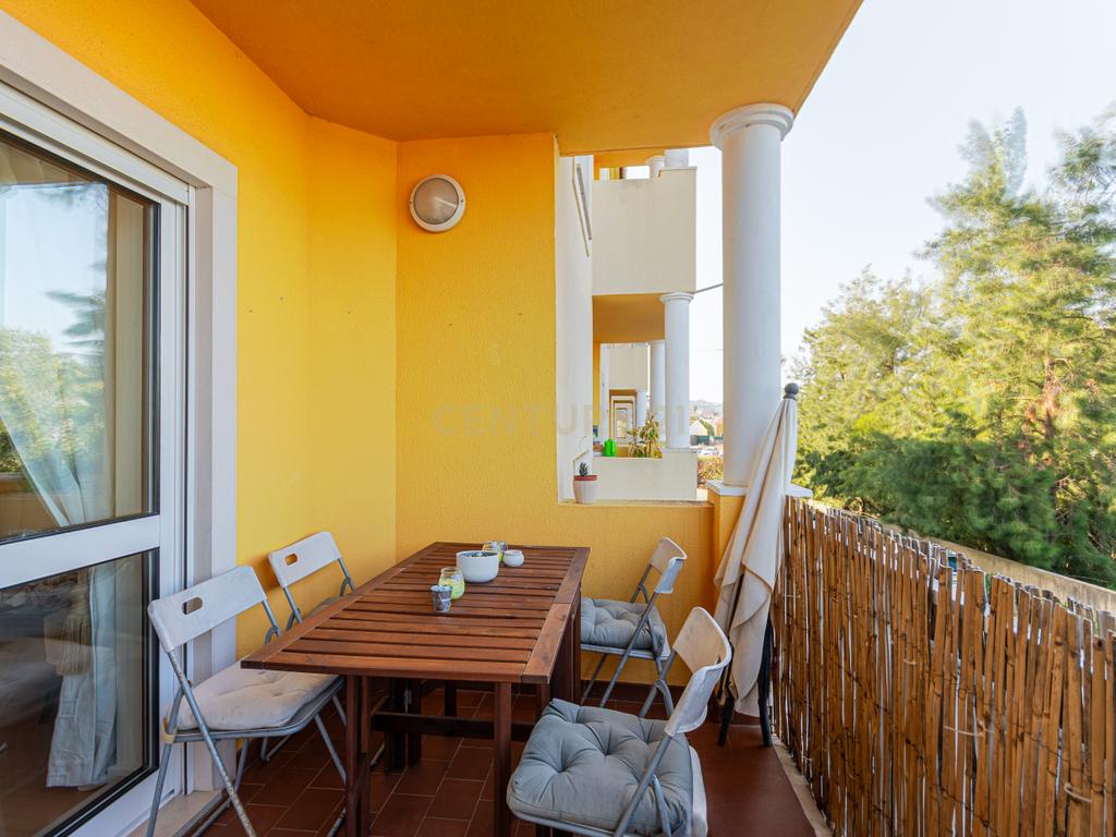 Apartamento T3 Remodelado na Horta dos Vimes - Viva com Conforto e Qualidade em Alenquer. - Image 15