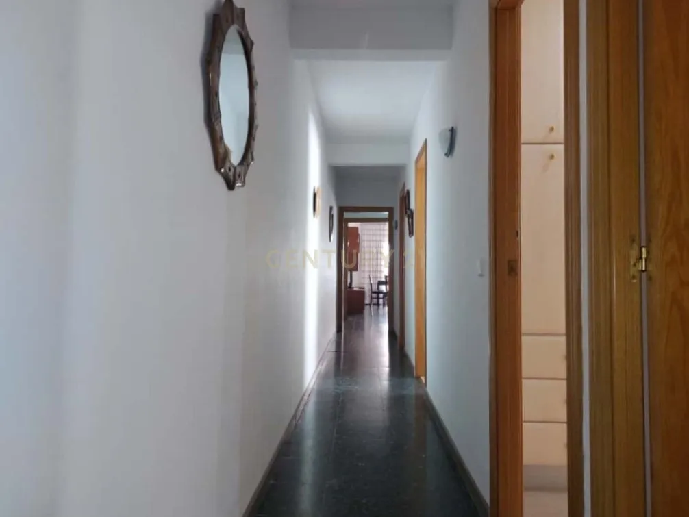 - Image 32