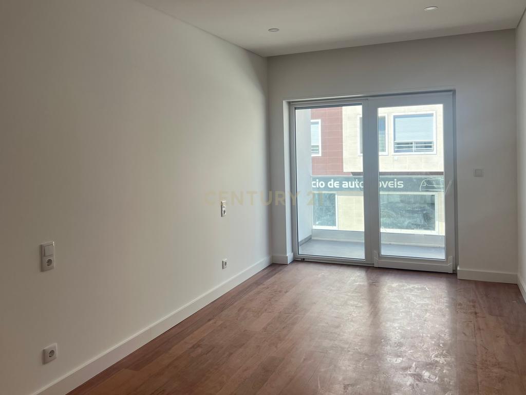 T1 NOVO em fase final de construção | Iria Rio Residence — Santa Iria de Azoia | Ref.ª 5C - Image 26