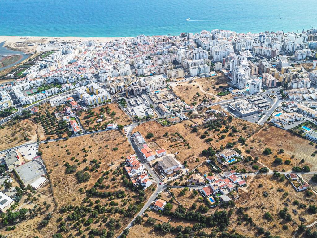 Terreno para construção de moradias - Image 8