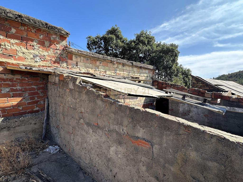 Ruína com Terreno ideal para Habitar ou Investir | São Brás de Alportel - Image 18