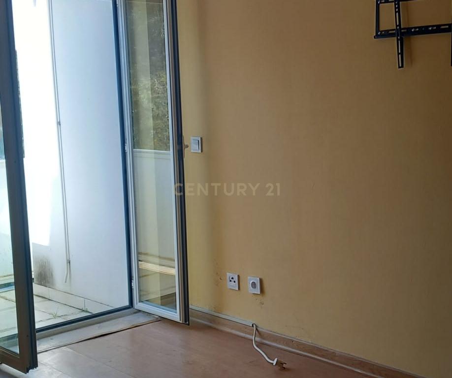 Apartamento T3 para Arrendamento, em Coimbra - Image 9
