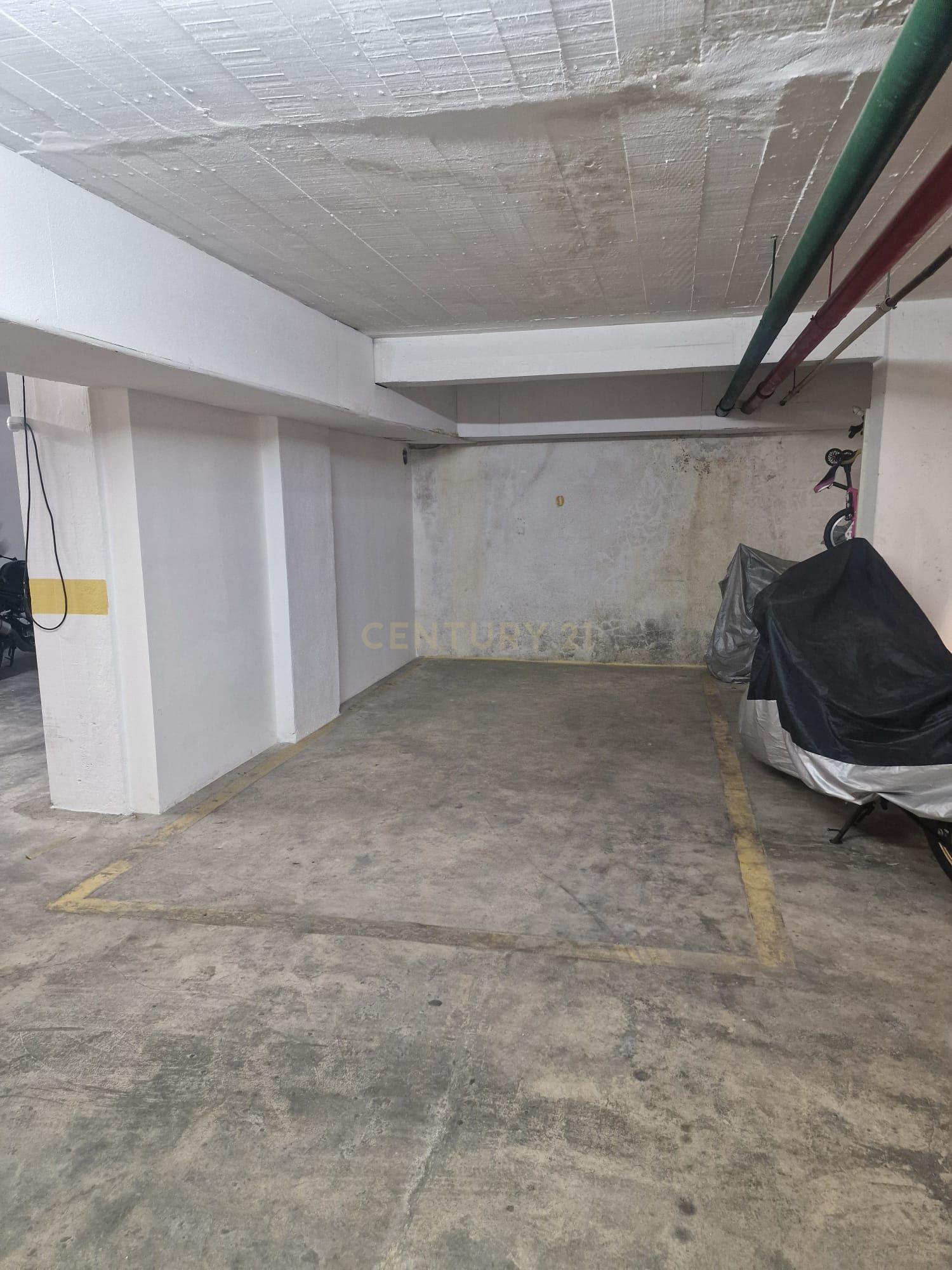 Fotografia 5 de Lugar de Estacionamento em Garagem Comum | Rio de Mouro | Excelente Localização