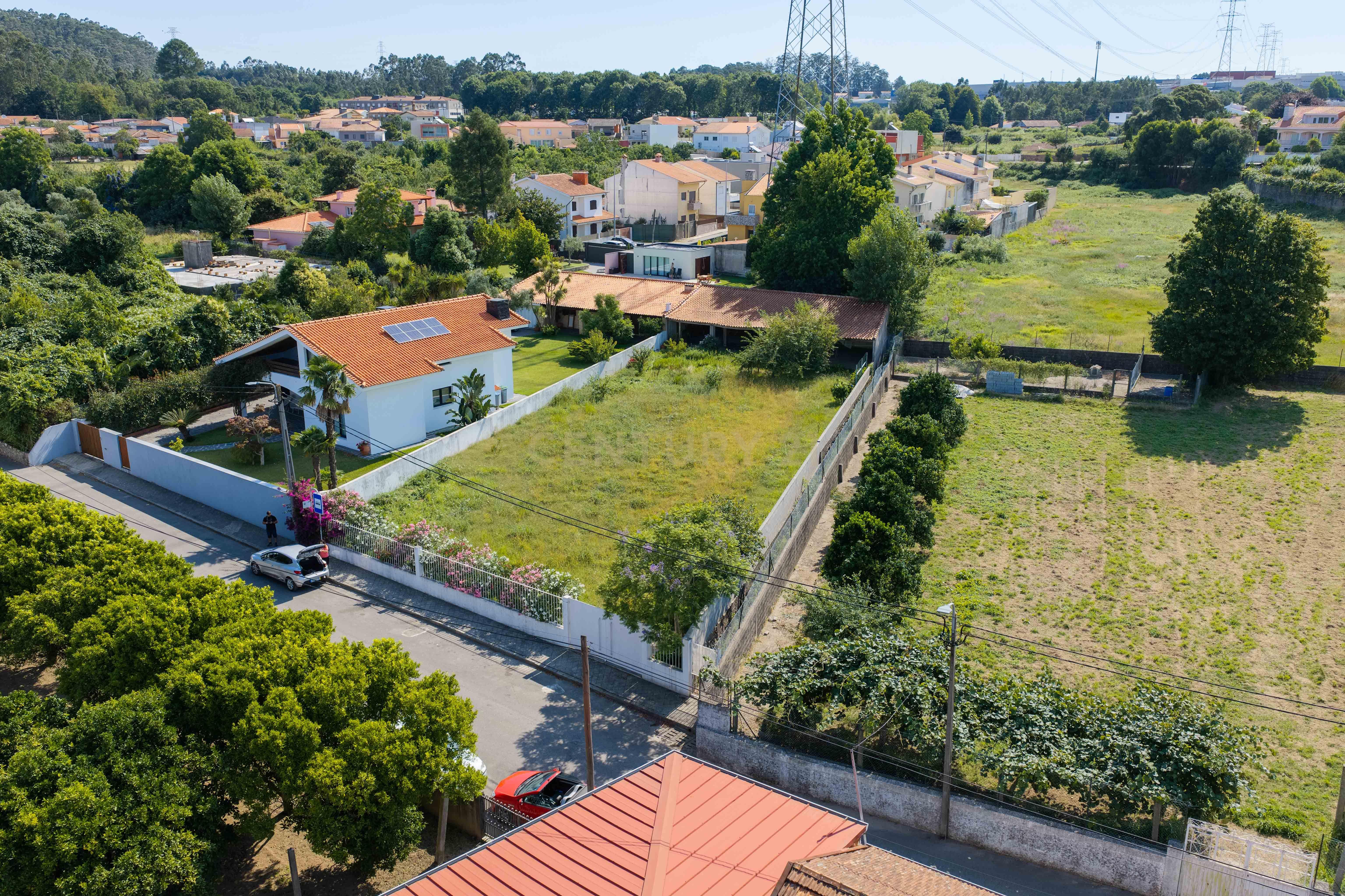 Fotografia 7 de Terreno para construção já vedado em 4 frentes
