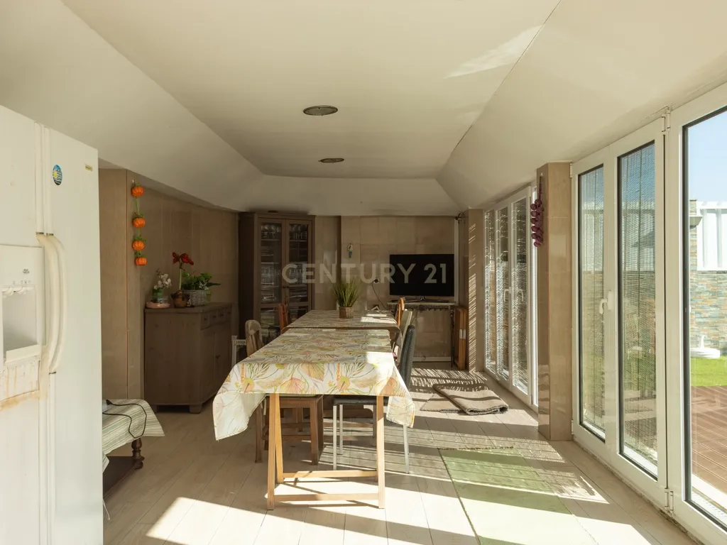 Moradia Isolada T4+2 com Piscina | Lazarim – Charneca da Caparica - Image 43
