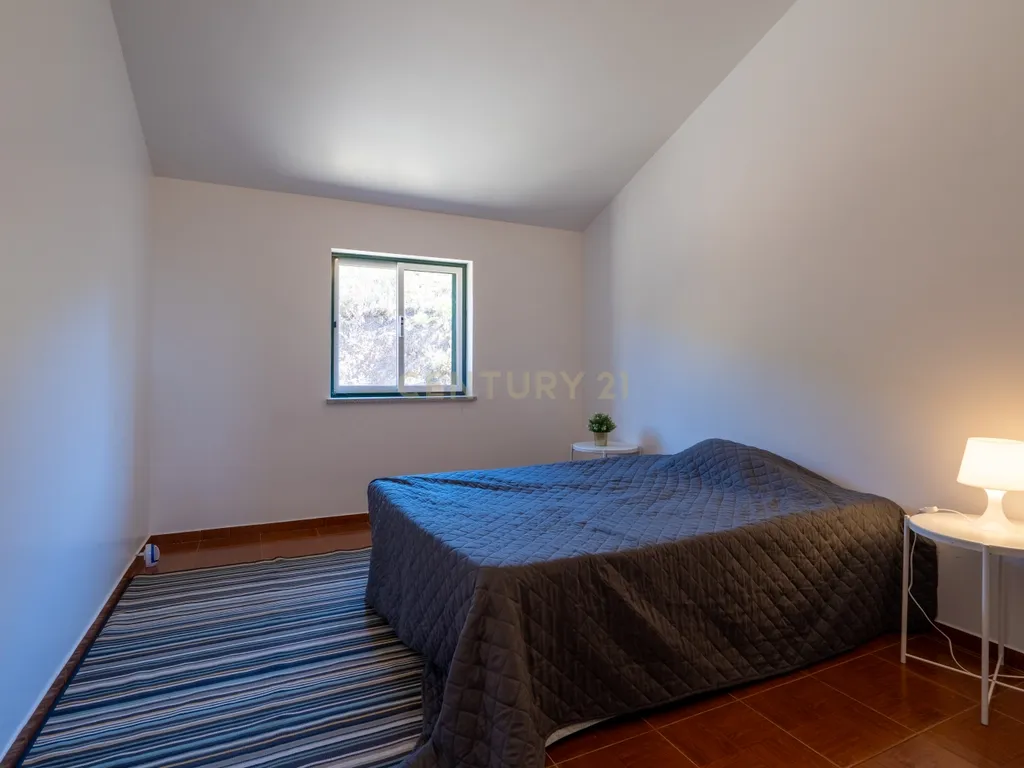 Espaço, Natureza e Tranquilidade: Moradia T6 em Cabril - Image 30