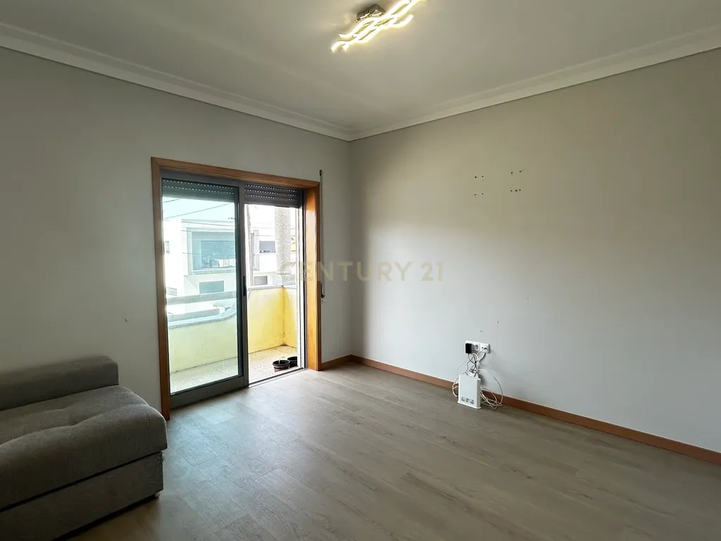 Espaçosa Moradia T3 em Quintã do Loureiro, Cacia-Aveiro - Image 21