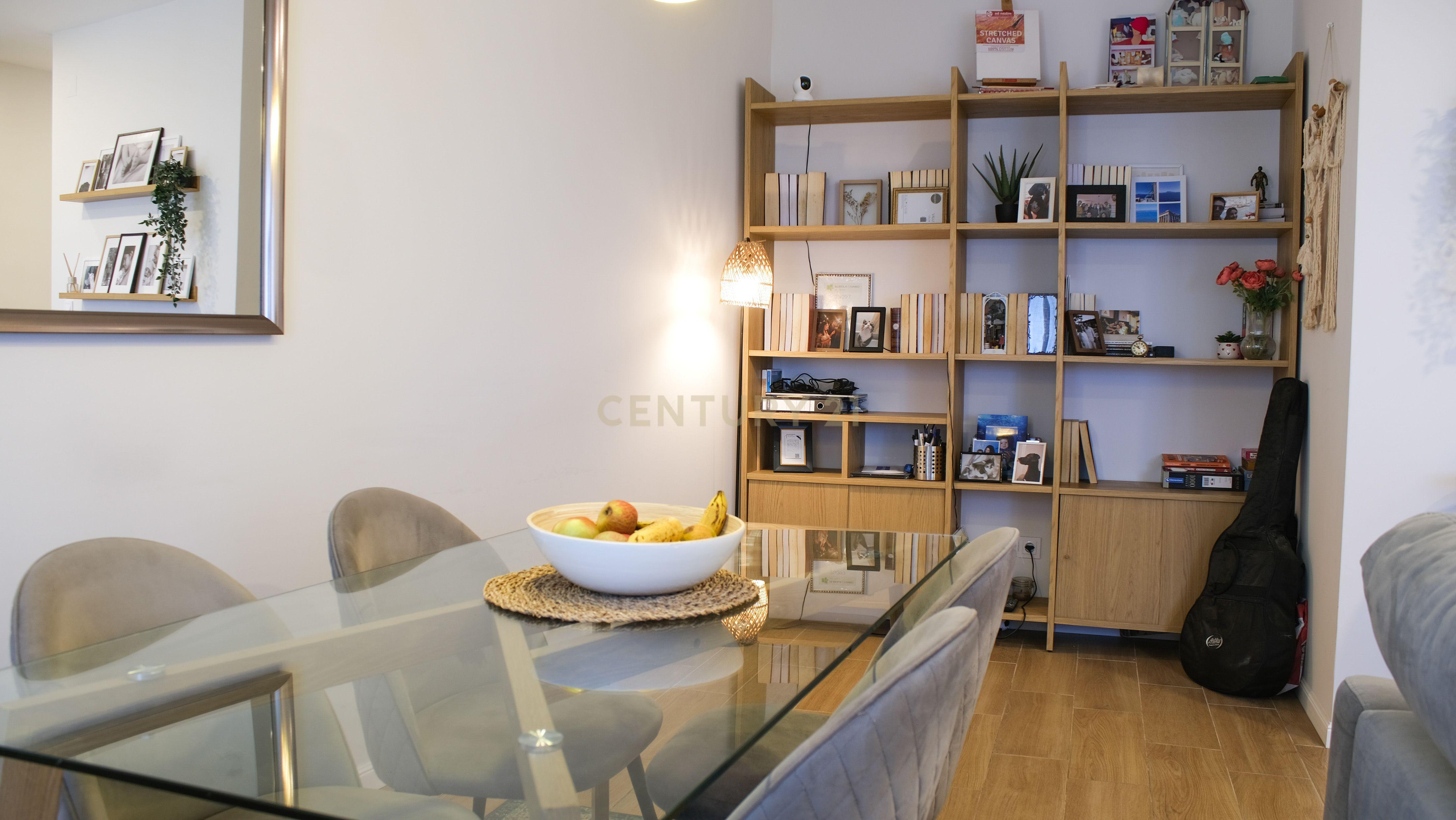 Fotografia 6 de Apartamento T2 Renovado com Logradouro de 80m² no Centro de Almada