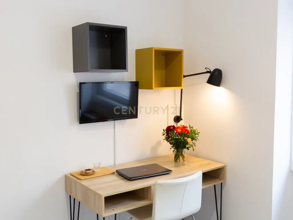 Prédio com Licença de Estabelecimento de Hospedagem - Campolide - Lisboa - Image 9