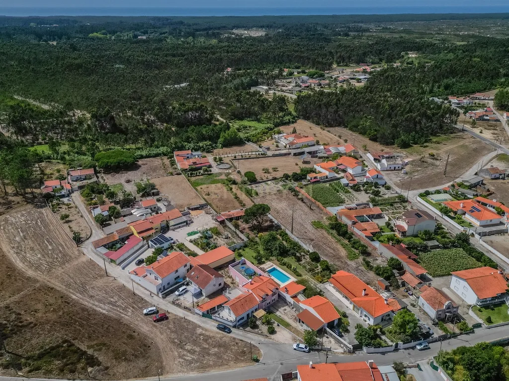 Moradia térrea T3+T0 com piscina, garagem e terreno com 2.257 m², no Ervedal, em Quiaios - Image 69