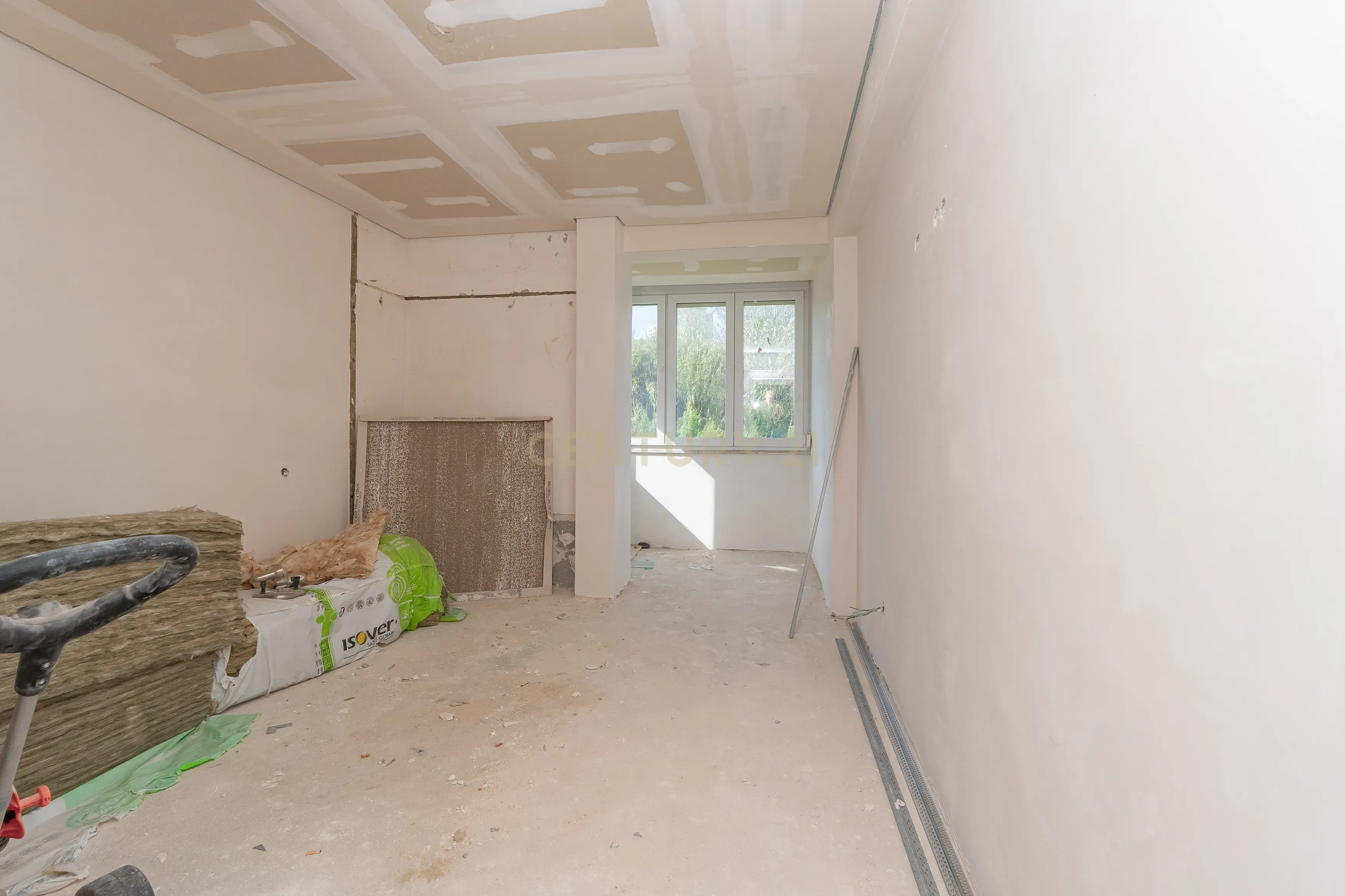Fotografia 11 de Apartamento T3 com varanda na Amadora