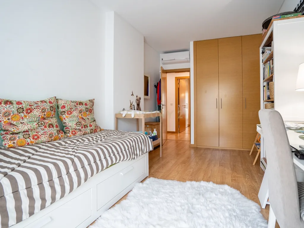 Apartamento T3 na Quinta do Património, em Sacavém. - Image 30